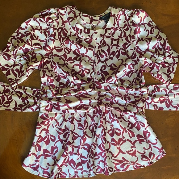 BCBGMaxAzria top short puff sleeve silky printed keyhole pullover Small - Picture 7 of 16